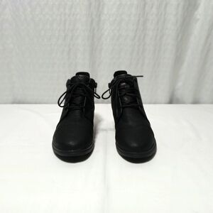 Ladies CLARKS Unstructured Wedge Side Zip Slip On Boots. Size 6.5